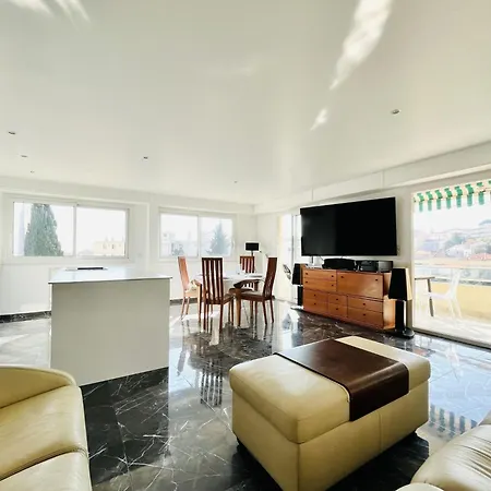 Le Panoramique - 4 Pieces Centre